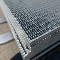Outlet- P- Rost / 995 x 1195 mm / TS 30 x 2 mm / MW 30 x...