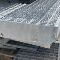 Outlet P-Stufe / 1500 x 270 mm / TS 50 x 3 mm / MW 30x10...